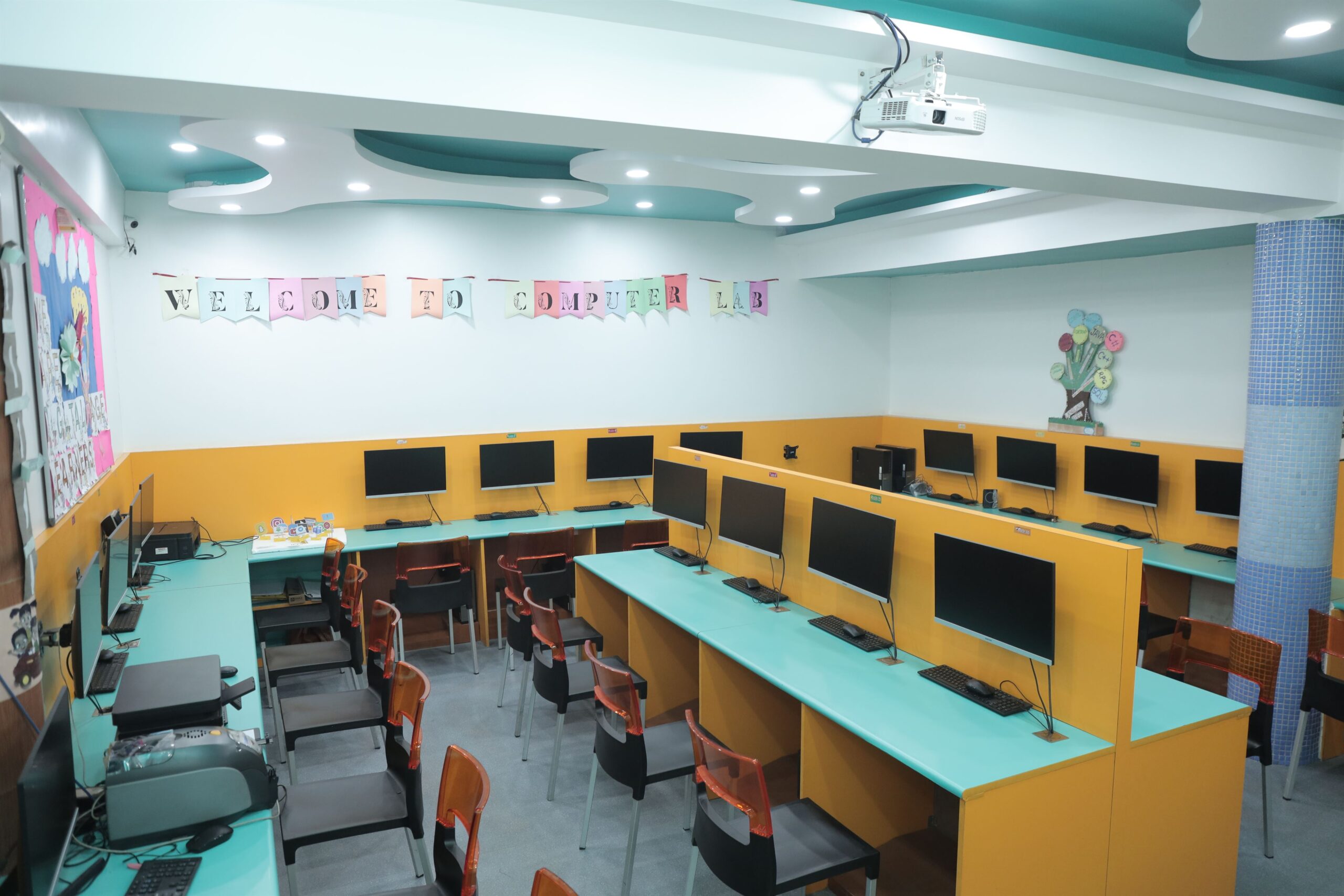 JUNIOR COMPUTER LAB – AVB PUBLIC SCHOOL